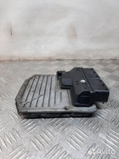 Блок управления двигателем Mercedes-Benz C-Class