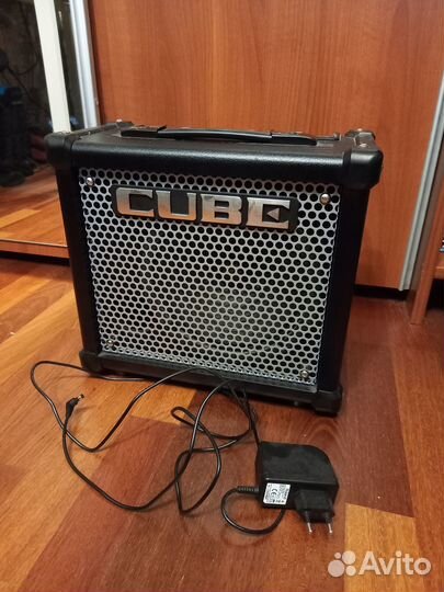 Комбик Roland cube 10GX