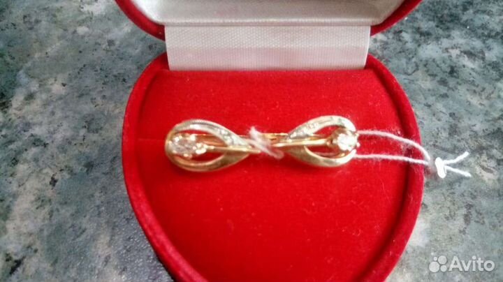 Золотые серьги