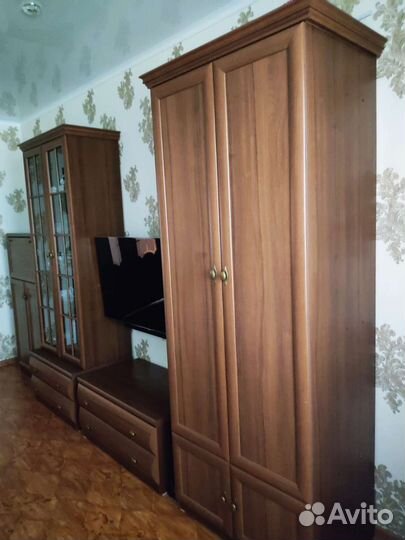 Стенка в гостиную