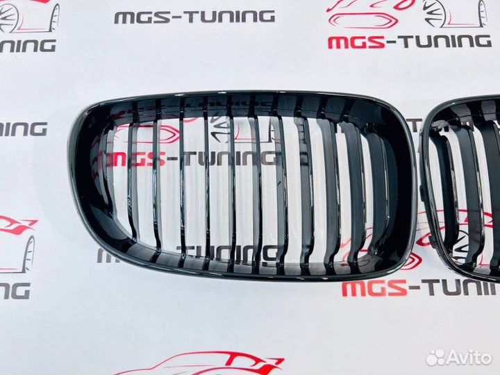 Ноздри BMW 1 Series E81/E87 Дорест. мp+Триколор