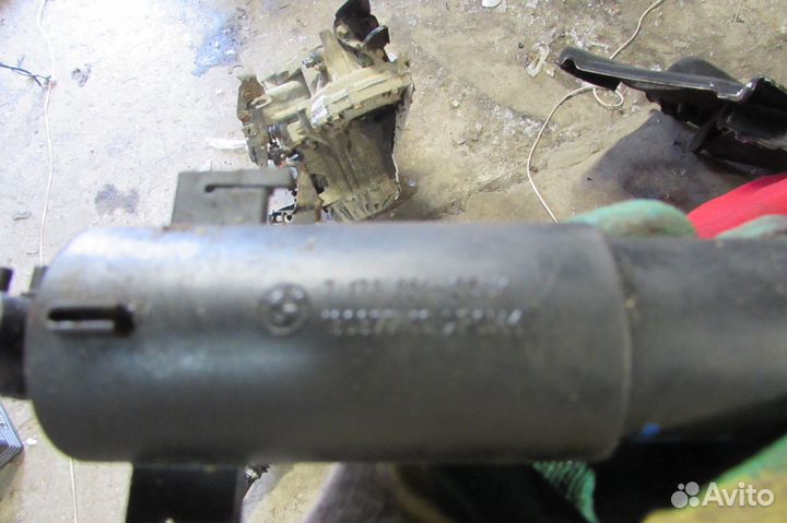 Форсунка омывателя левая фары bmw х5 х6 е70 е71