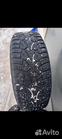 R15 Continental ContiChampionContact 235/75, PCD 6x139.7 DIA 110
