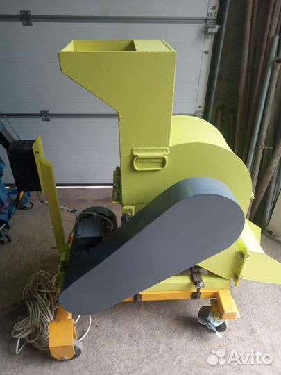 Измельчитель зерна, кормов.Одолжение