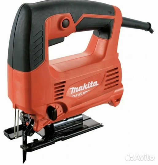 Дрель makita