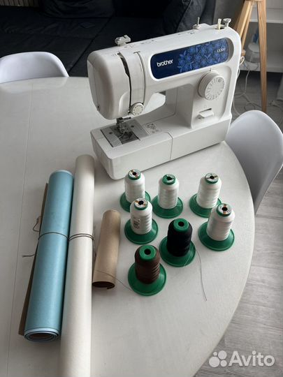 Швейная машинка Brother LS300