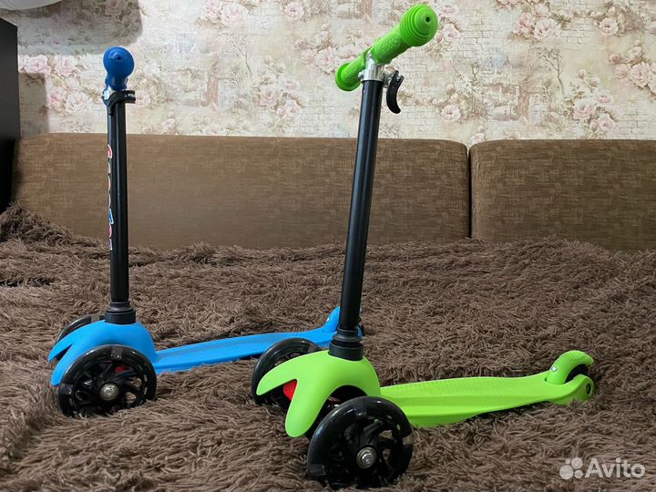 Самокат детский трехколесный новый