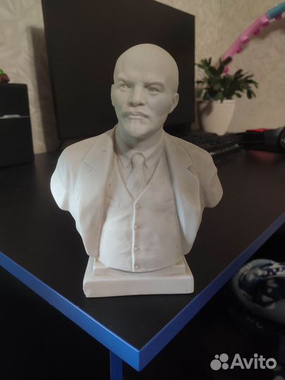 Бюст В.И.Ленина Бисквитный лфз.Клеймо1960-ые