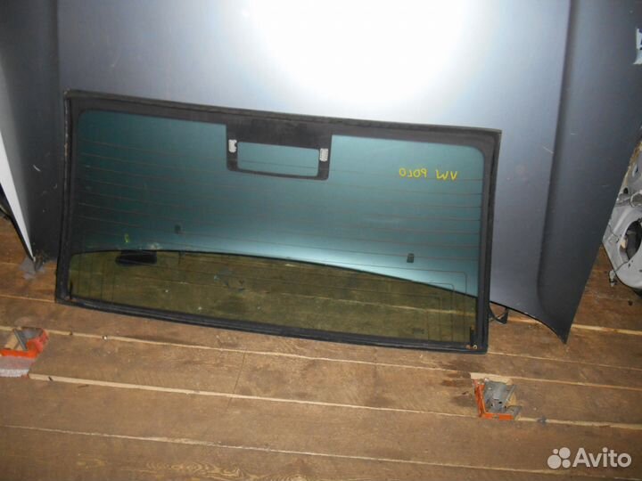 Заднее стекло с обогревом Volkswagen Polo sed Rus