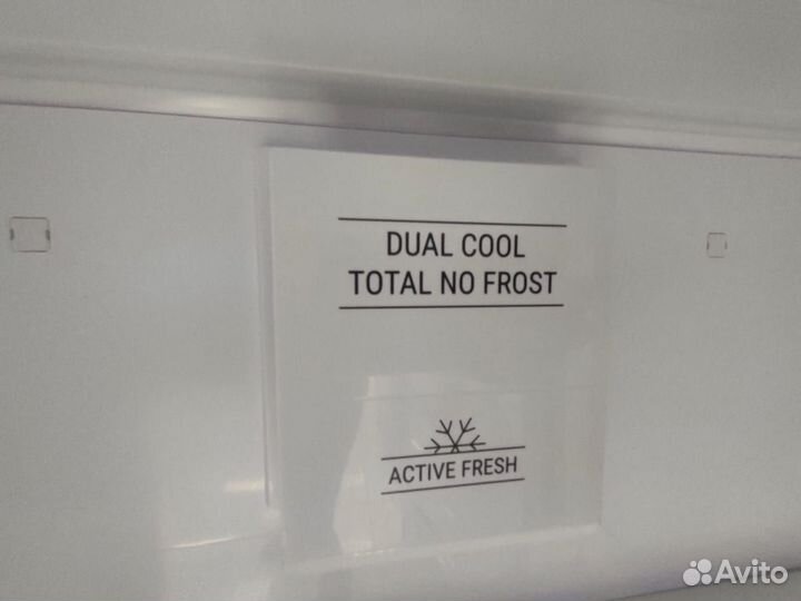 Холодильник широкий двухкамерный