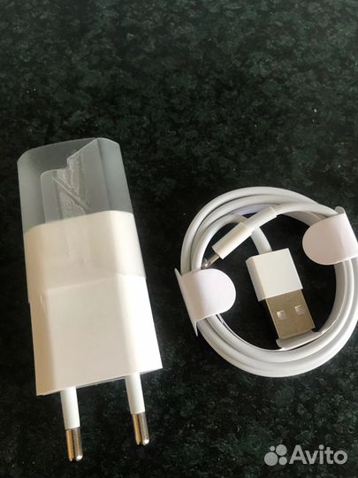 Зарядное устройство iPhone