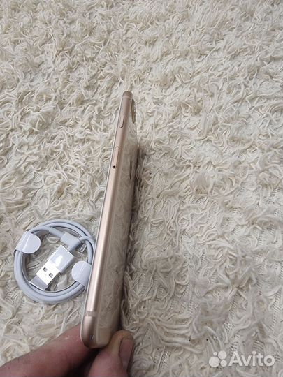 iPhone 8 Plus, 64 ГБ