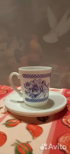 Чашка с блюдцами, фарфор