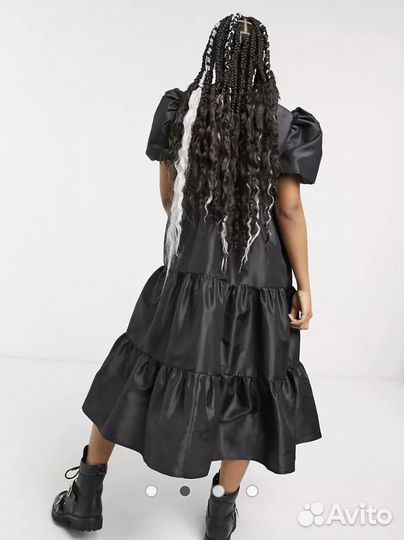 Черное свободное платье из тафты