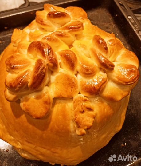 Курник и пасхальные куличи