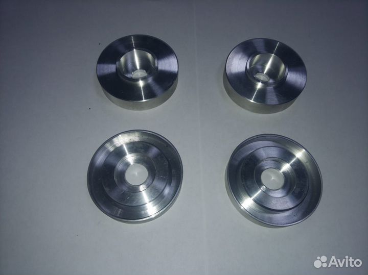 Подушки - шайбы подрамника и редуктора боковые - T