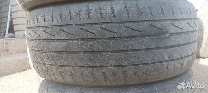 Hankook Ventus ME01 K114 235/55 R17 99W