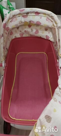 Коляска кукольная