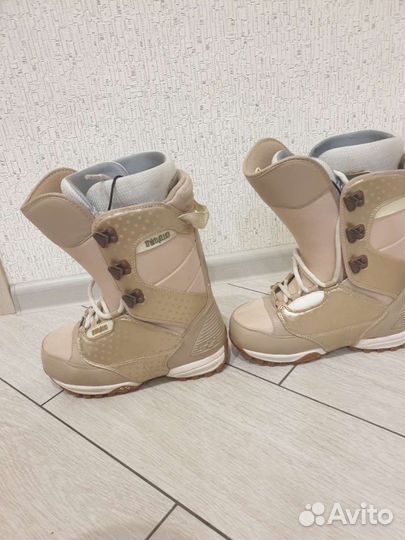 Сноубордические ботинки женские