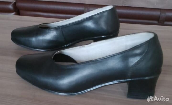 Женские туфли