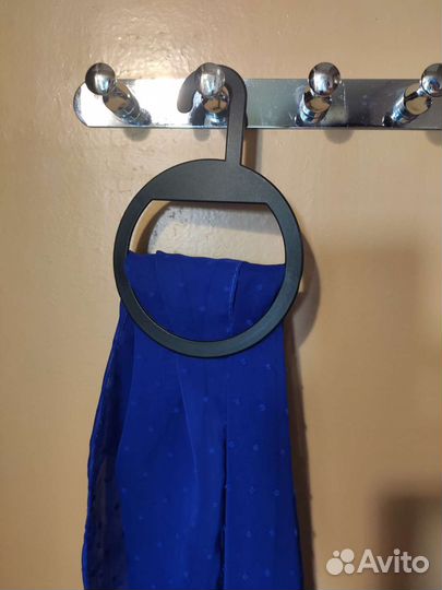 Набор вешалок для платков, поясков