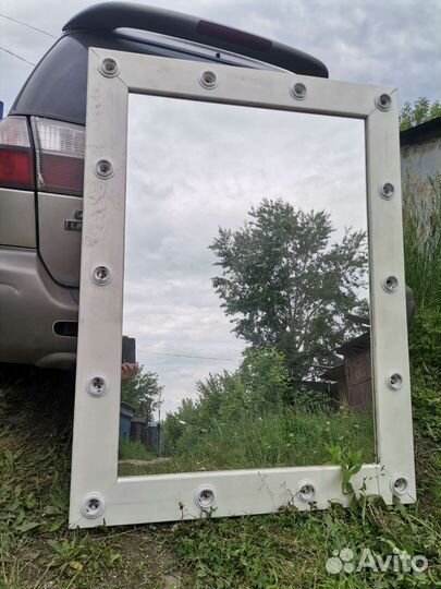 Гримерное зеркало