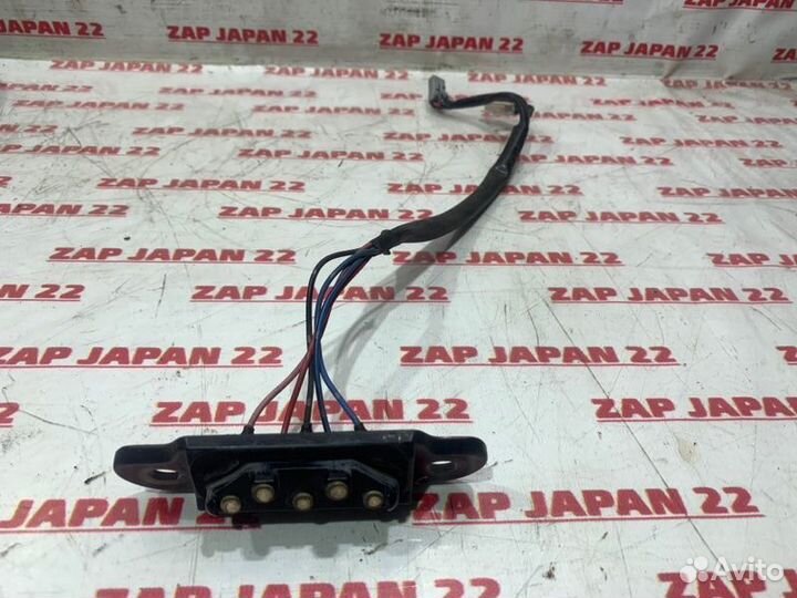 Контактная группа сдвижной двери задняя левая