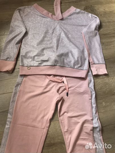 Костюм спортивный женский