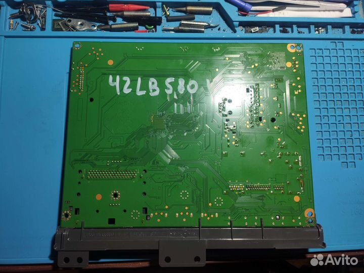Материнская плата LG 42LB580V