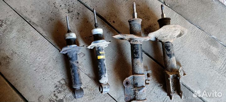 Амортизаторы для Nissan Almera classic