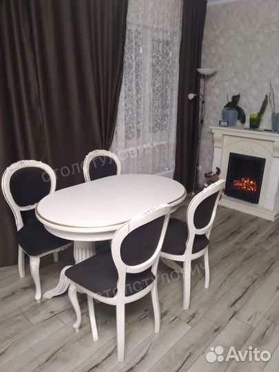 Столы и стулья