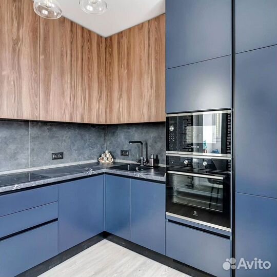 Кухонный гарнитур от фабрики мебели