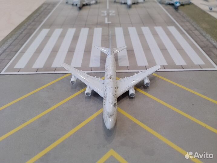 Самолёт Boeing 747 