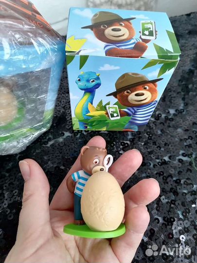 Фигурка Барни