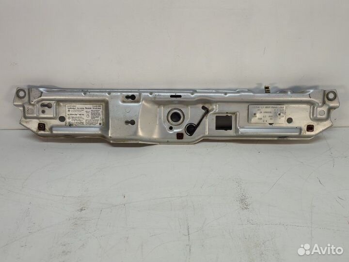 Планка радиатора Opel Corsa 2006