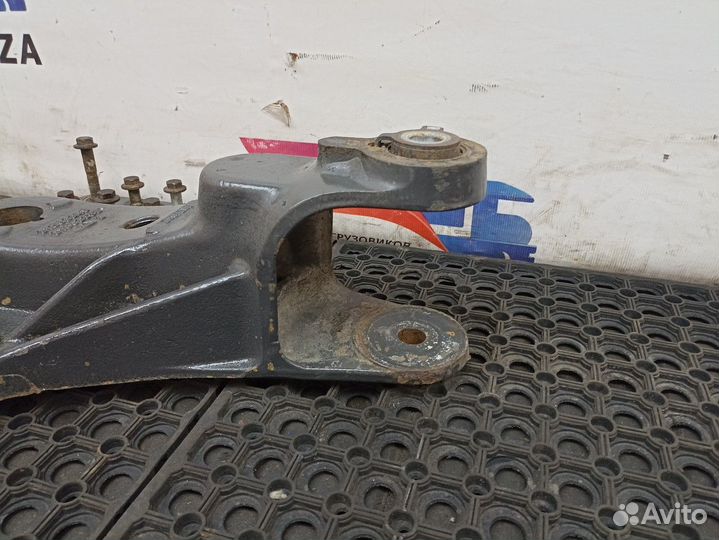 Кронштейн полурессоры задней