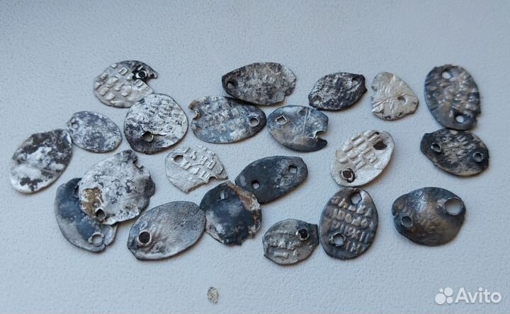 Монеты чешуйки. Серебро. 17-18 век