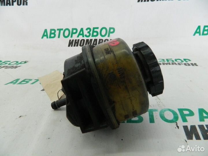Бачок гидроусилителя для Toyota Vista 3 1990-1994
