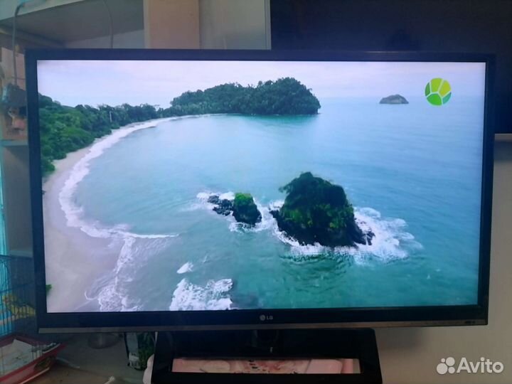 Продам smart TV LG