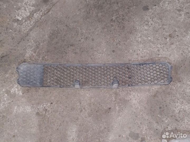 Решетка радиатора Mitsubishi Lancer 6400A827