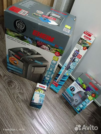 Аквариум действующий с тумбой в полном комплекте