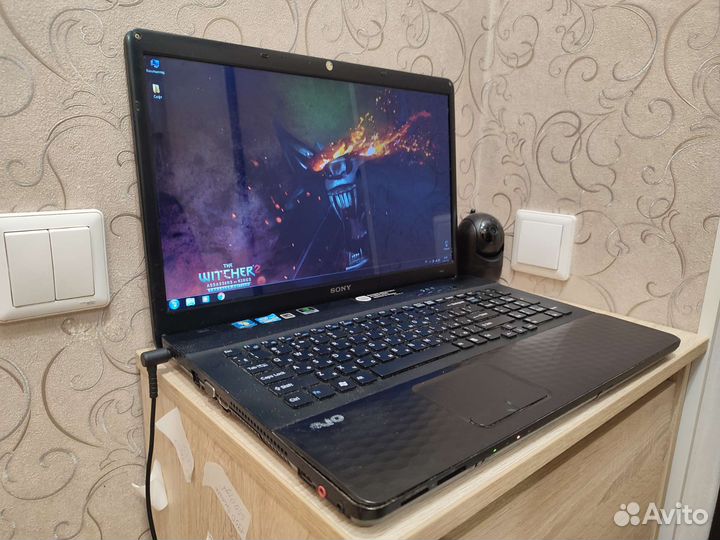 Ноутбук sony большой, core i5/ озу 8GB/ssd 240GB