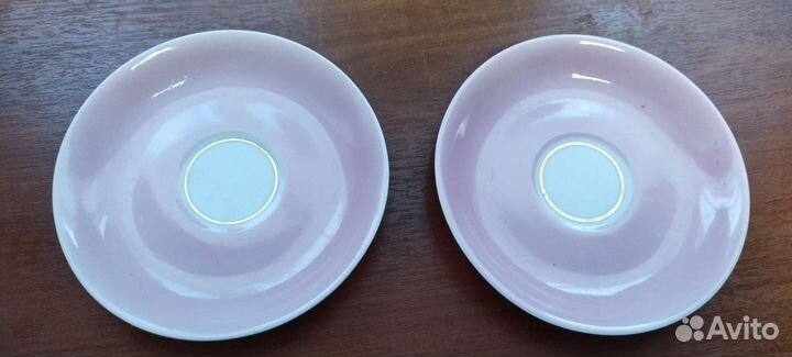 Чайные блюдца