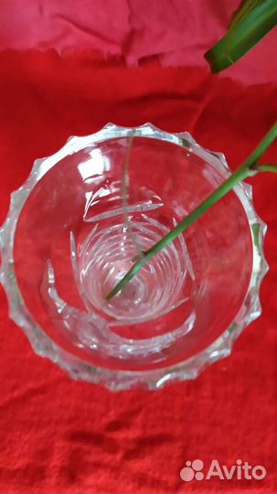 Ваза для цветов хрустальная