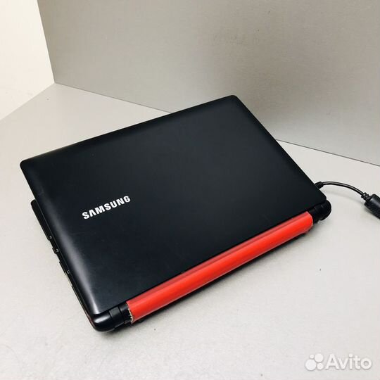 Нетбук Samsung