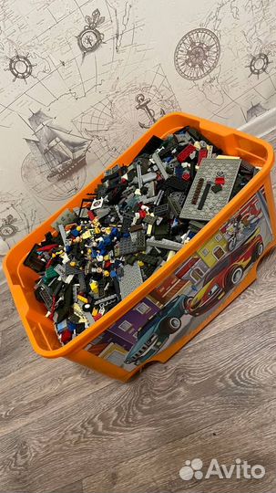 Lego 12.5 кг + контейнер
