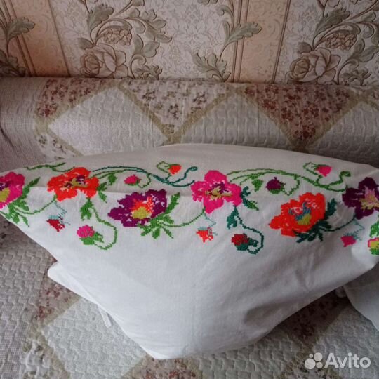 Наволочка ручная вышивка 60-70 годов