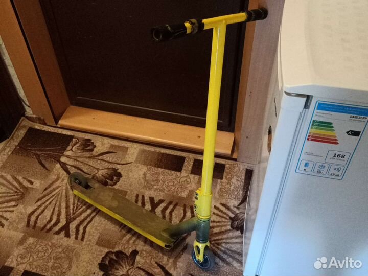 Самокат трюковой