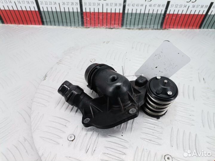 Корпус термостата BMW X5 (F15) 2011 11518516206