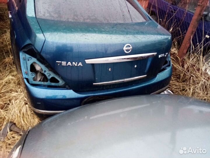 Крышка багажника Nissan Teana j31